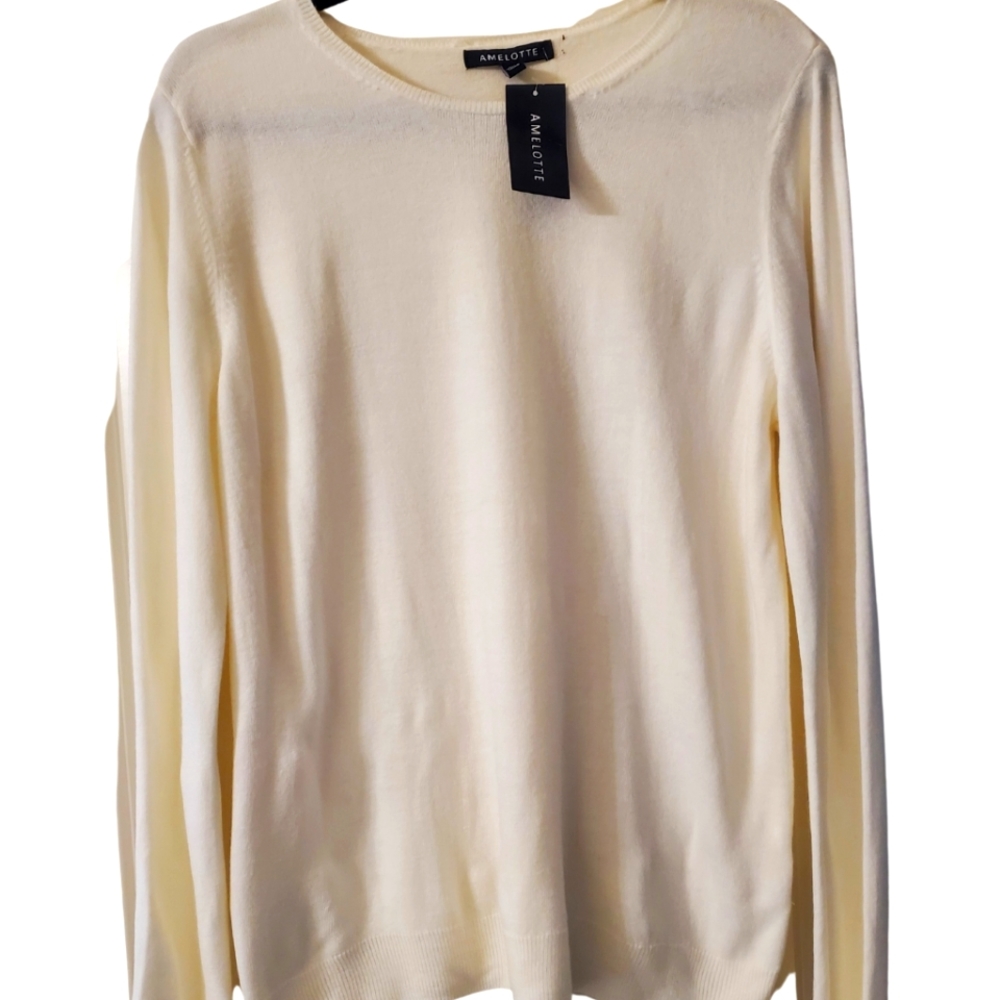 *NWT Women's Cream Knit Sweater- By Amelotte.  Size XL